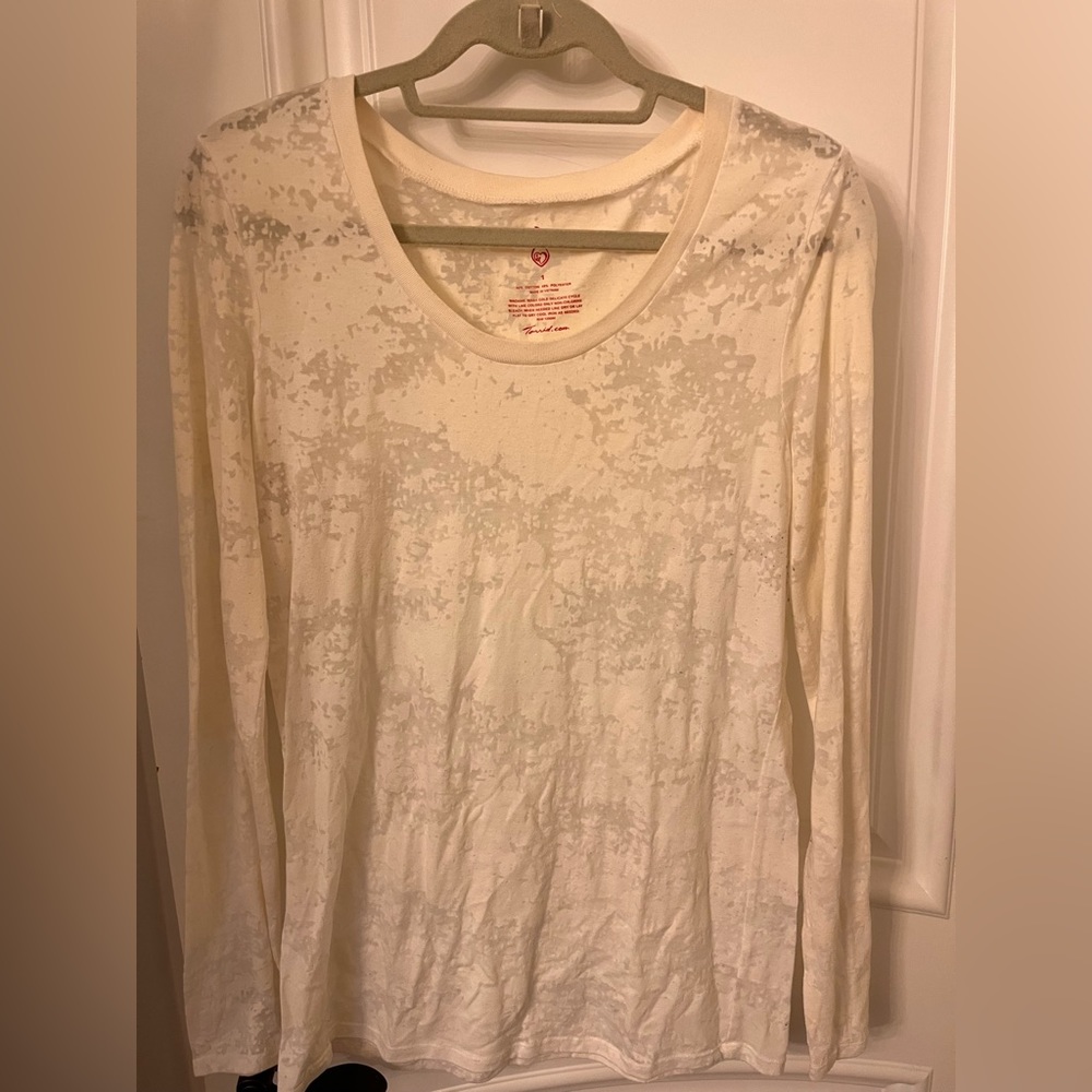 Torrid long sleeve cream T-shirt top